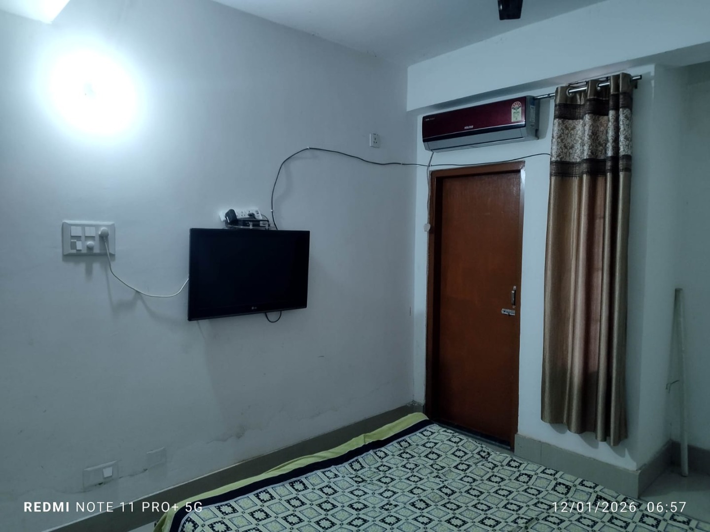 Semi Furnished 2bhk in Hatigaon, Guwahati, Assam, India for Rent